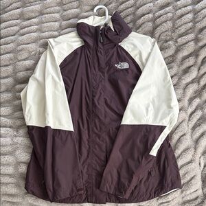 The North Face Women's Two-Tone Hooded Jacket - Cream & Plum